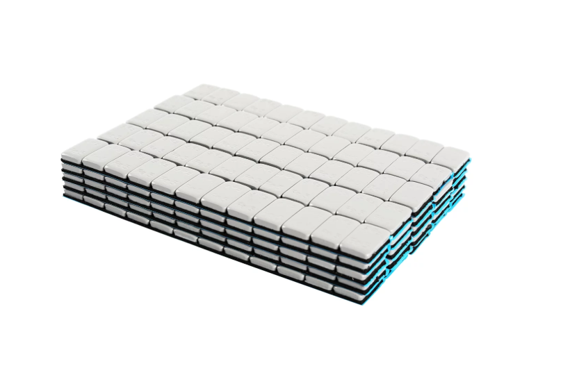 Adhesive Wheel Balancing Weights 5G X 600 Pcs – 3 Kg
